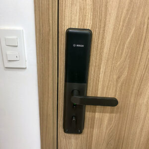 Khóa cửa thông minh tay gạt Bosch ID60 EU App Wifi