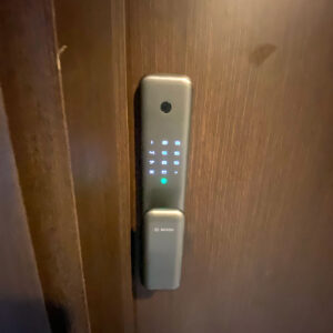 Khóa cửa vân tay Bosch EL500 EU App Wifi