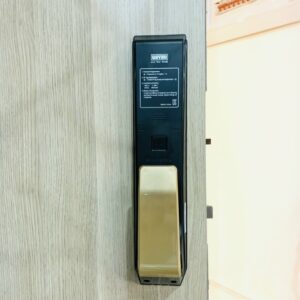 Khoa dien tu cua go GIOVANI GSL K888B 1