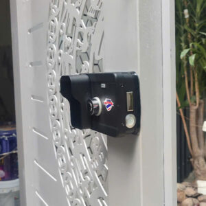 Cửa Cổng Thông Minh Nên Dùng Loại Khóa Nào Tốt | Smart Lock Khoá điện tử cửa cổng Hubert HB CC78 Black