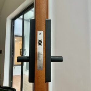 Khóa điện tử cửa gỗ GIOVANI GSL-U268B khoa dien tu giovani gsl u268b 2