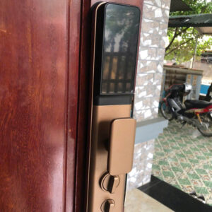 Khóa điện tử cửa gỗ tự động Hyundai HY-SLA808 Khóa điện tử cửa gỗ tự động Hyundai HY-SLA808