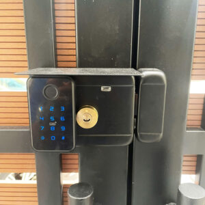 Khóa điện tử cửa cổng chống nước, vân tay 2 chiều Hyundai HY-SLN002 Black Khóa điện tử cửa cổng chống nước, vân tay 2 chiều Hyundai HY-SLN002 Black