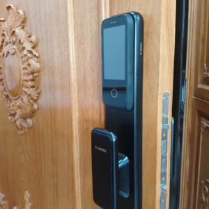 Khóa cửa vân tay tự động Bosch EL600VF EU Face ID