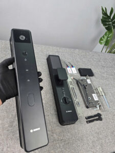 Công nghệ tĩnh mạch lòng bàn tay trong khóa điện tử cao cấp Hình ảnh Khóa Bosch FU8 Plus