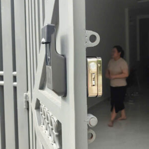 Khoá vân tay cửa cổng 2 mặt LAFFER A11 khóa vân tay cửa cổng 2 mặt Laffer A11