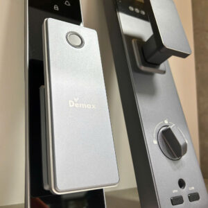 Khóa điện tử cửa gỗ DEMAX EL915 CNC Khóa điện tử cửa gỗ DEMAX EL915 CNC