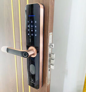 Khóa điện tử cửa gỗ Kassler KL-696 khóa điện tử cửa gỗ Kassler KL-696 Red Bronze