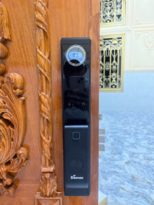 Khóa điện tử cửa gỗ DEMAX EL966 VF CNC