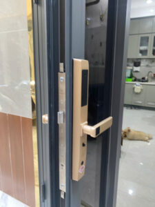 Khóa Điện Tử Hubert HB CN39