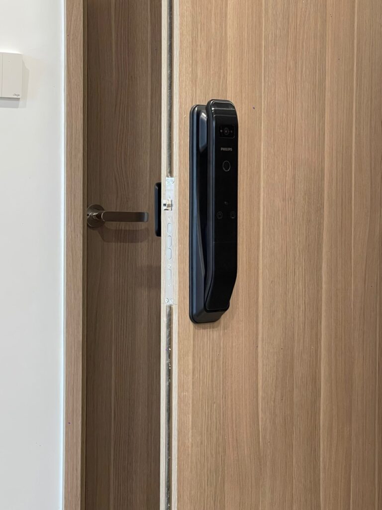 Lắp đặt khóa điện tử Philips quận 10 (Hồ Chí Minh) 480255003 555887330828730 5431828328555736003 n