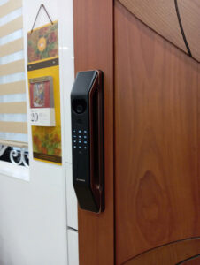 Lắp đặt khóa điện tử Bosch quận Phú Nhuận