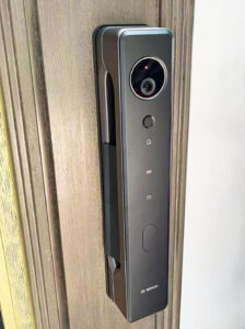 Khóa điện tử tự động Bosch FU5 PLUS Face ID khóa điện tử Bosch FU5 Plus