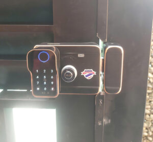 Khóa điện tử Hubert HB CC79 TITAN