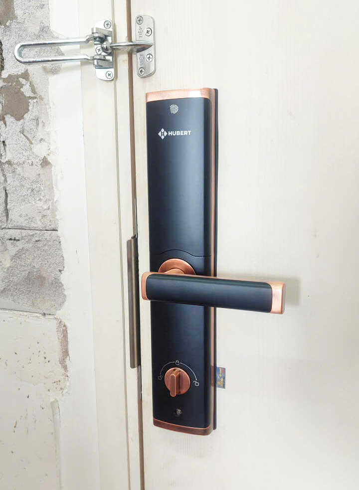 5-Khóa điện tử Hubert HB CG61 Khóa điện tử Hubert HB CG61