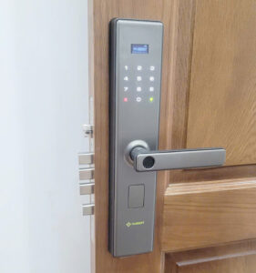 Khóa điện tử cửa gỗ Hubert HB CG62 Khóa điện tử Hubert HB CG62