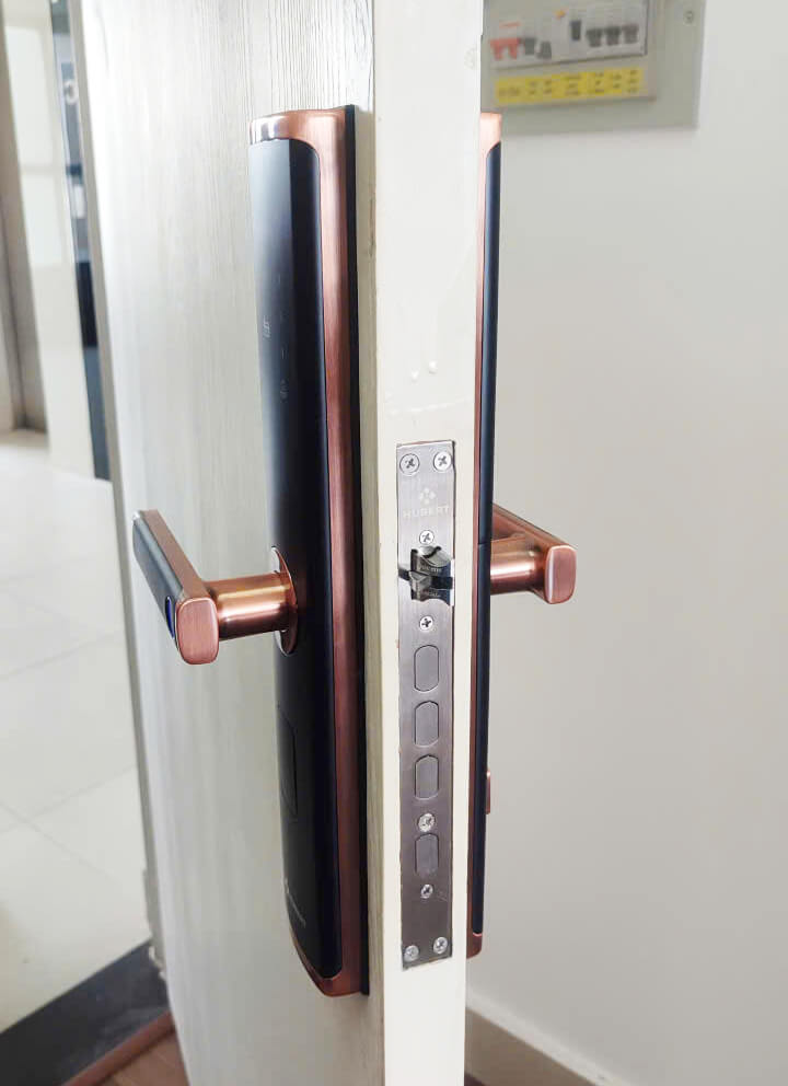 8-Khóa điện tử Hubert HB CG61 Khóa điện tử Hubert HB CG61