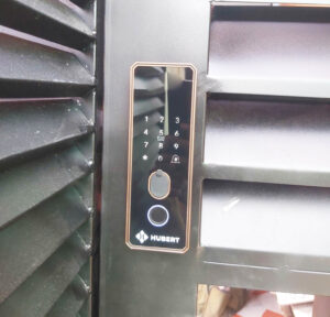 Khóa điện tử Hubert HB CC79 TITAN