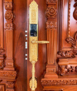 Khóa cửa chính mạ vàng 24k nâng tầm an toàn và đẳng cấp sống Kassler KL999