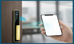 Có nên mua khóa cửa điều khiển từ xa bằng điện thoại giá rẻ? Khóa cửa điều khiển từ xa bằng điện thoại