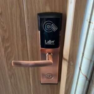 Kinh nghiệm chọn mua khóa thẻ từ cho khách sạn | Smart Lock Khóa khách sạn Laffer DSH105