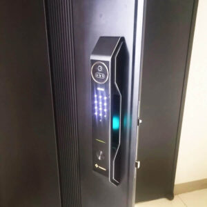 Khóa cửa điện tử có tính năng tạo mã khóa tạm thời Lắp đặt Hubert HB CGI7 EU