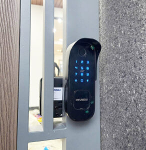 Khóa vân tay cửa cổng Hyundai HY-SLS002