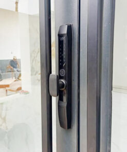 Khóa vân tay cửa lùa, cửa trượt quay Laffer R1