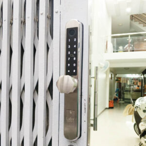 Khóa vân tay cửa lùa, cửa trượt quay Laffer XF19 Khóa vân tay cửa lùa, cửa trượt quay Laffer XF19