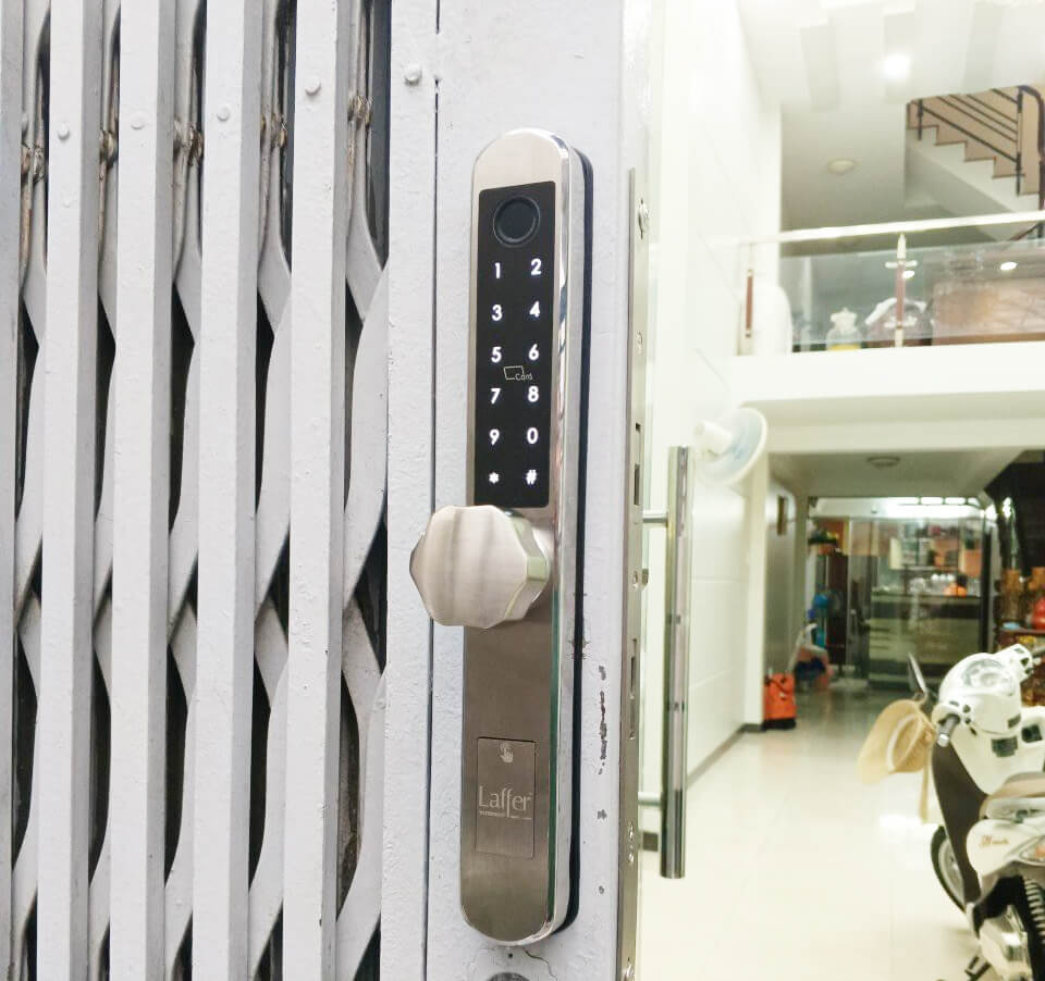 6-Khóa vân tay cửa lùa, cửa trượt quay Laffer XF19 Khóa vân tay cửa lùa, cửa trượt quay Laffer XF19