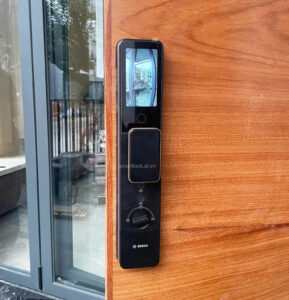 Mua bán Lắp đặt khóa cửa vân tay điện tử miền Bắc tận nơi uy tín Dịch vụ thi công Lắp đặt khóa cửa Bosch FU6 Plus