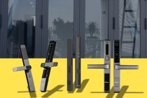 Electronic lock for aluminum and glass doors