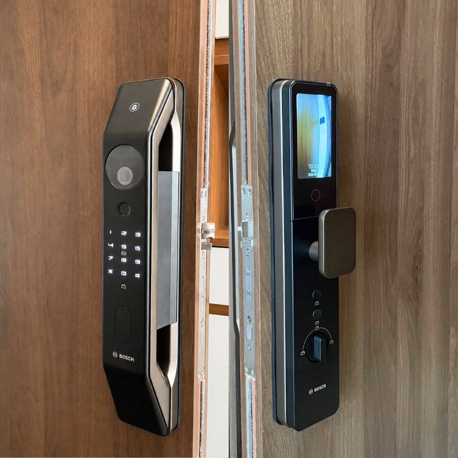 Khóa cửa 1 chiều là gì? Khóa cửa 1 chiều khác 2 chiều như nào? Khóa Điện Tử 1 Chiều Bosch FU6 Plus