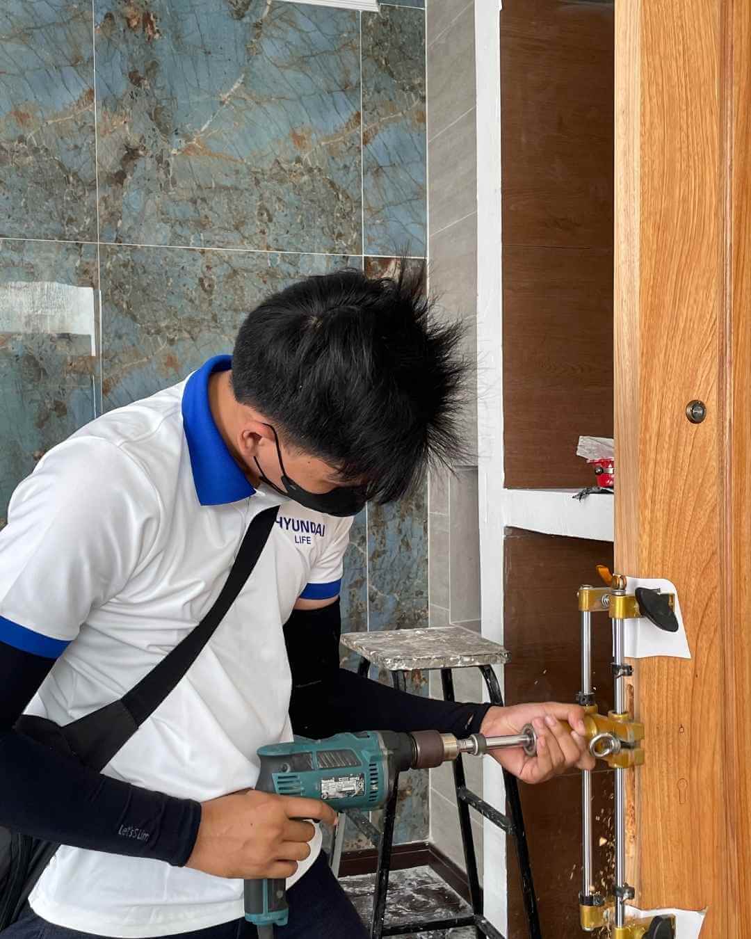 Nhà phân phối khóa điện tử Hyundai chính hãng, giá tốt Thi công lắp đặt khóa Hyundai